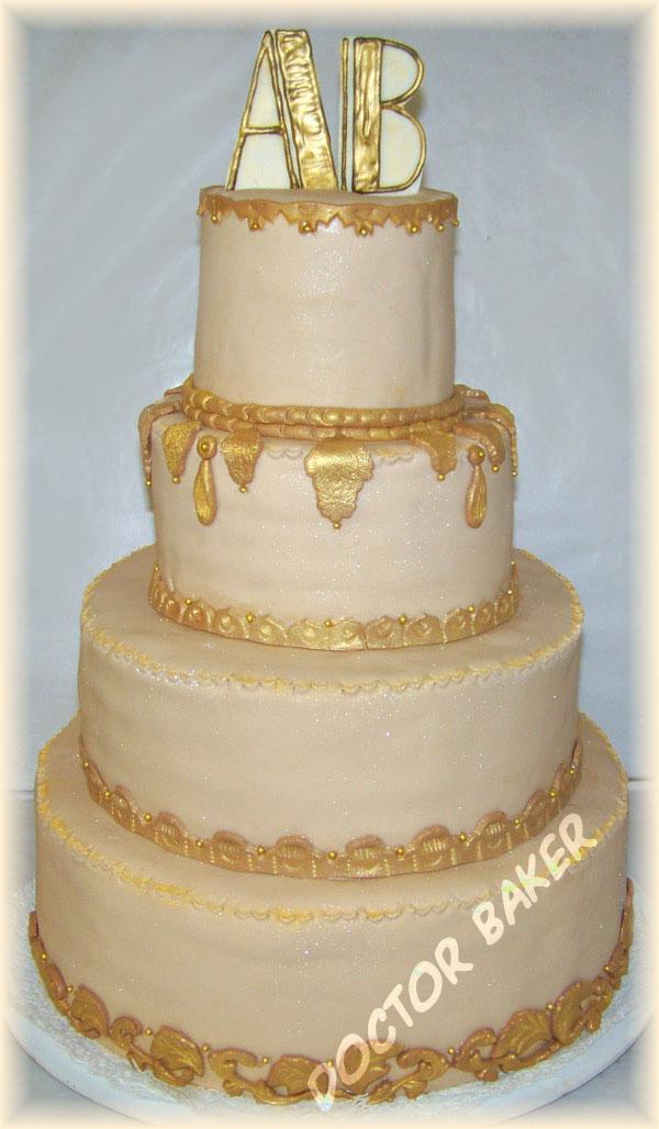 Свадебный торт 2008 Золотая пирамида