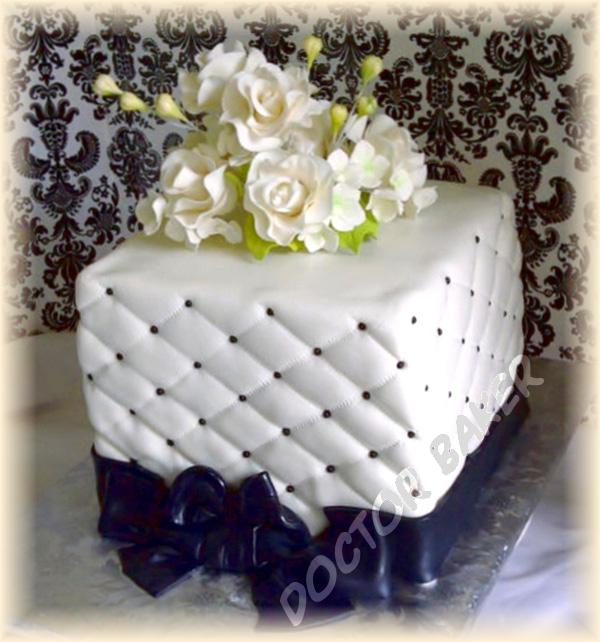 Свадебный торт 2184 Лаконичный куб